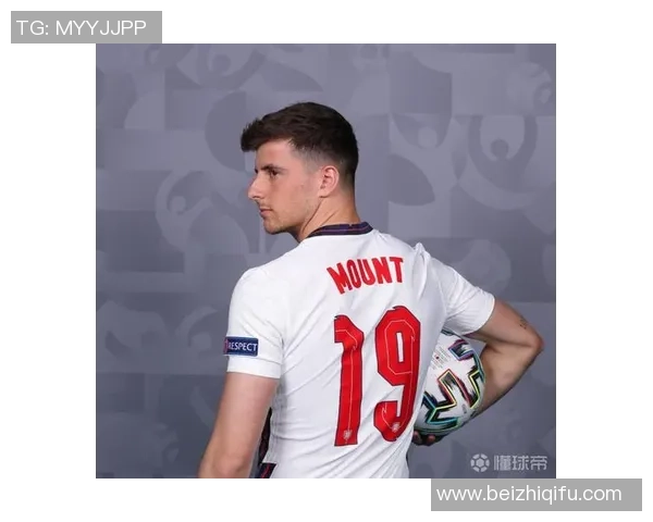 德国足球帅气球星风采展示 领略绿茵场上英俊潇洒的运动魅力 德国足球帅气球星风采展示 领略绿茵场上英俊潇洒的运动魅力